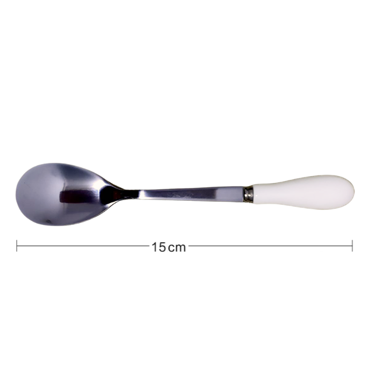 ヨーロピアンホワイトティーカップセット